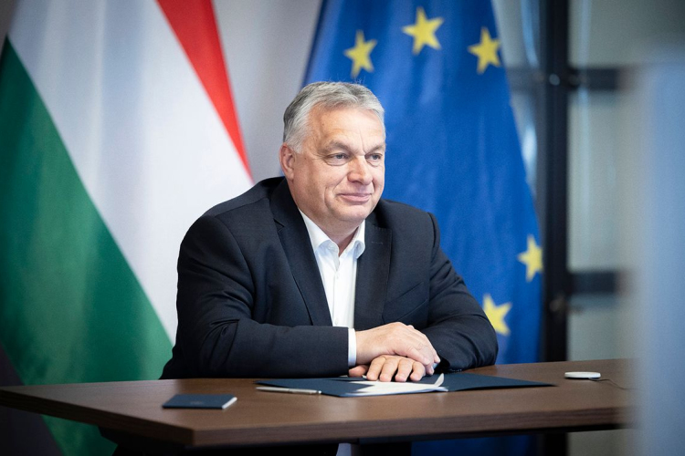 Orbán Viktor a diákoknak: itt kell boldogulni, csak itt van magyar jövő