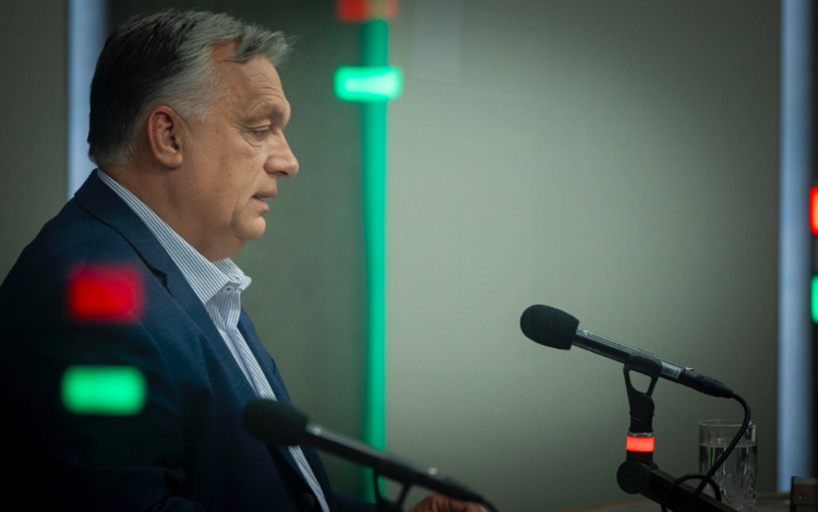 Orbán Viktor: olyan választás előtt állunk, amely eldönti a háború és béke kérdését 